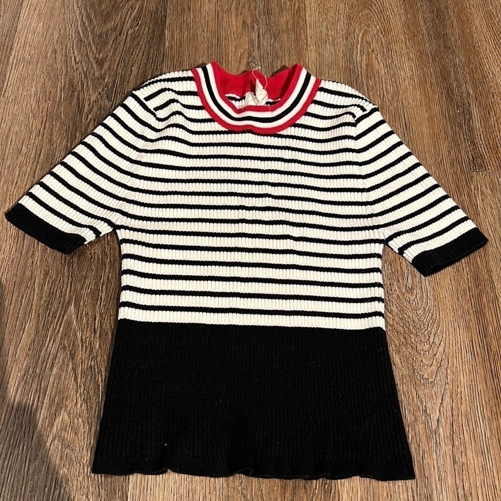 2/$10 3/$15 Forever21 top size M